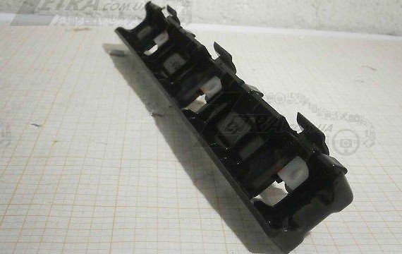 Фото кронштейн бампера заднього лівий H-1 08-- 86615-4H000 MOBIS 86615-4H000 MOBIS Кронштейн бампера заднього лівий H-1 08--