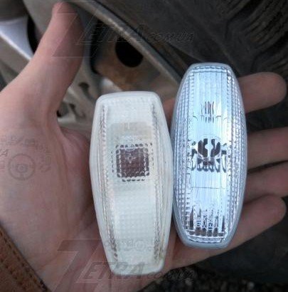 Фото повторитель поворота Cerato Rio 923112f010 Kia 923112f010 MOBIS 923112f010 MOBIS Повторитель поворота Cerato Rio 923112f010 Kia