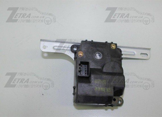 Фото 971242E200 Привід заслінки обігрівача салону 10W Hyundai Ix35/tucson 04- (пр-во MOBIS) 97124-2E200 MOBIS 97124-2E200 MOBIS 971242E200 Привід заслінки обігрівача салону 10W Hyundai Ix35/tucson 04- (пр-во MOBIS)