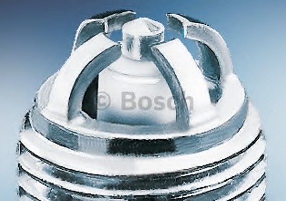0 242 132 501 BOSCH Свічка запалювання YR78X 1.1 (пр-во Bosch)