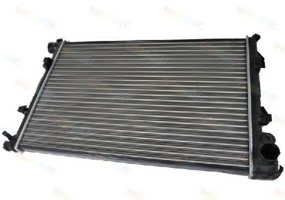 D7P004TT THERMOTEC Радиатор D7P004TT THERMOTEC