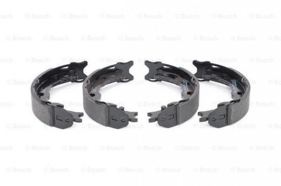 Фото тормозные колодки барабанные 0986487933 BOSCH 0986487933 BOSCH 0986487933 BOSCH Тормозные колодки барабанные 0986487933 BOSCH