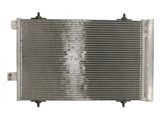 Фото радиатор кондиционера 940239 NISSENS 940239 NISSENS (Дания) 940239 NISSENS (Дания) Радиатор кондиционера 940239 NISSENS