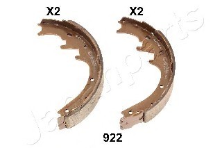 Фото колодки тормозные барабанные jeep cherokee 2.43.72.5crd2.8crd 01-08 gf922af japanparts GF922AF JAPAN GF922AF JAPAN КОЛОДКИ ТОРМОЗНЫЕ БАРАБАННЫЕ JEEP CHEROKEE 2.43.72.5CRD2.8CRD 01-08 GF922AF JAPANPARTS