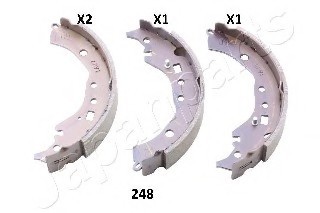 Фото комплект тормозных колодок, стояночная тормозная система GF248AF JAPANPARTS GF248AF JAPAN GF248AF JAPAN Комплект тормозных колодок, стояночная тормозная система GF248AF JAPANPARTS