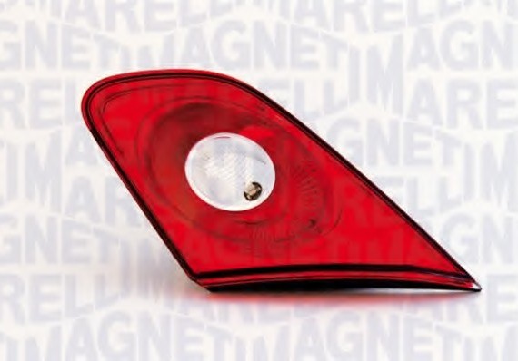 LLG332 MAGNETI MARELLI (Италия) LLG332MMФОНАРЬ ЛЕВЫЙ ВНУТР VW PASSAT CC 08 LLG332 MAGNETI-MARELLI