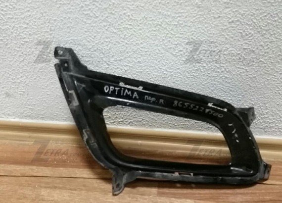 865522T500 MOBIS ОБЛИЦЮВАННЯ ПРОТИТУМАННОЇ ФАРИ 865522T500 HYUNDAI/KIA/MOBIS