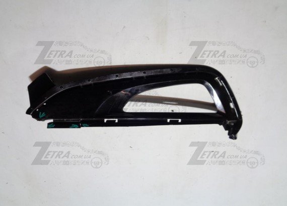 86525D7110 MOBIS Кожух противотуманной фары 86525D7110 HYUNDAI/KIA/MOBIS