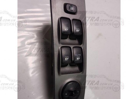 9357017100YU MOBIS Блок управления стеклопод (на передн. лев. двери) (серый) Matrix 01~ 08~