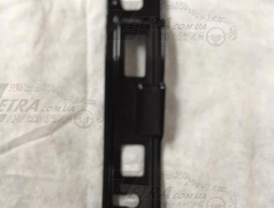 865742W000 MOBIS Кронштейн бампера правий Santa Fe 2012-2015