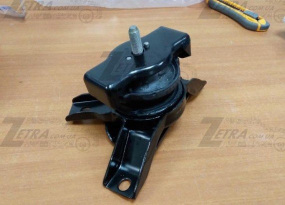 Опора двигуна прав. Hyundai Getz 02- CLICK (пр-во PHG) 1011AAYAB0
