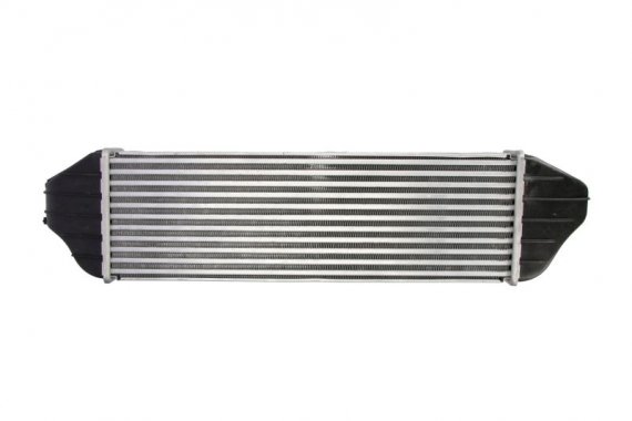 96128 NISSENS (Дания) Інтеркулер BMW X3 E83 (04-) X3 3.0sd NISSENS