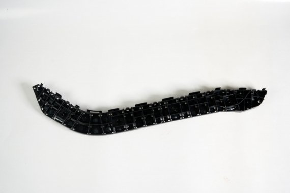 57707SJ320 SUBARU Кронштейн бампера