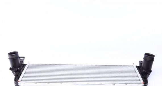 Фото радіатор интеркулера CI 242 000P MAHLE CI 242 000P MAHLE Радіатор интеркулера